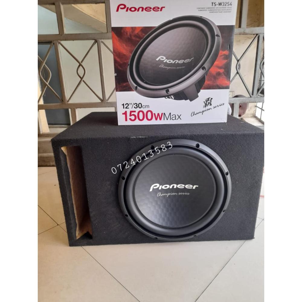 Pioneer 1500watts 32hz cabinet