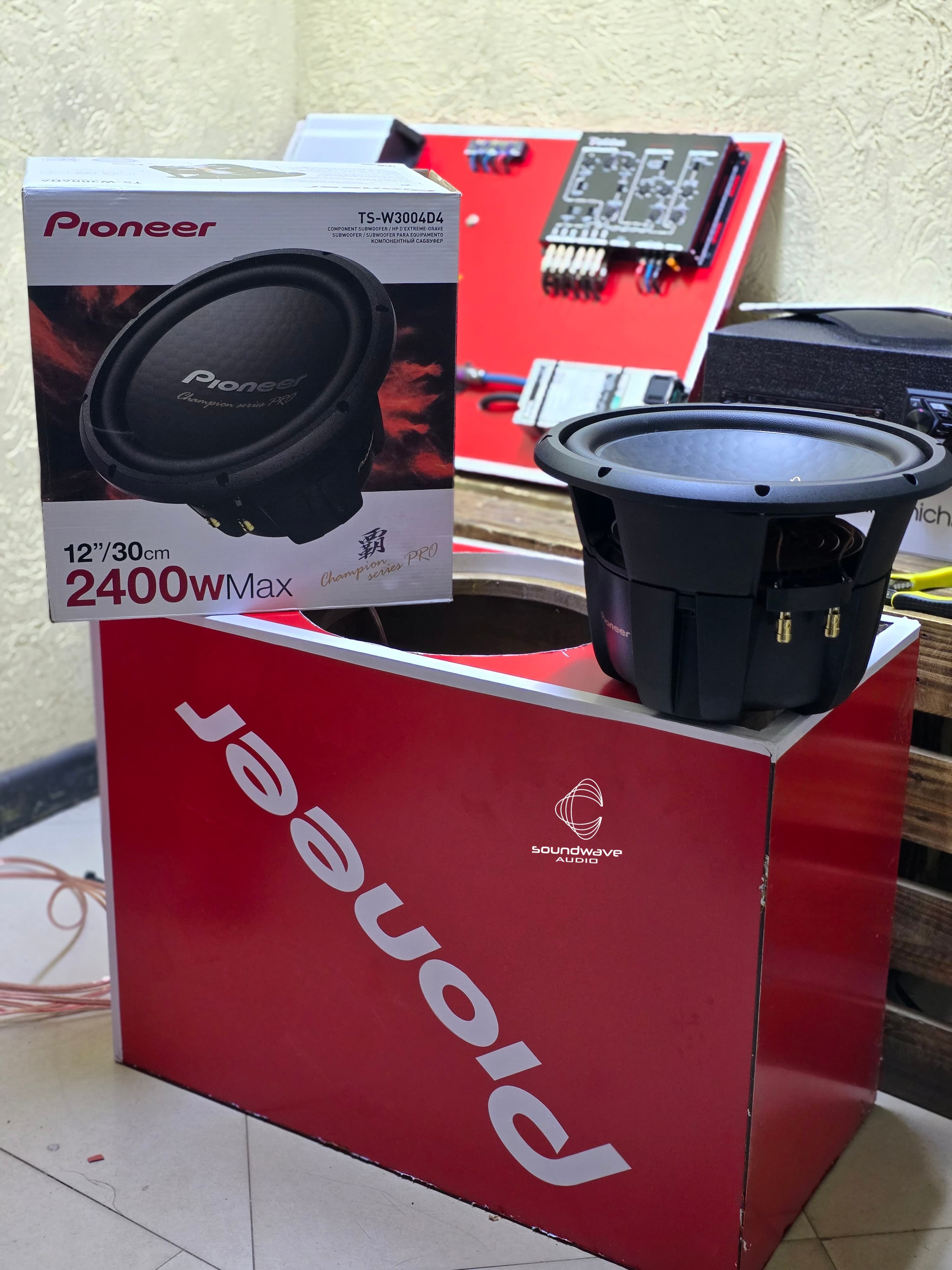 Pioneer 2400W Subwoofer Setup