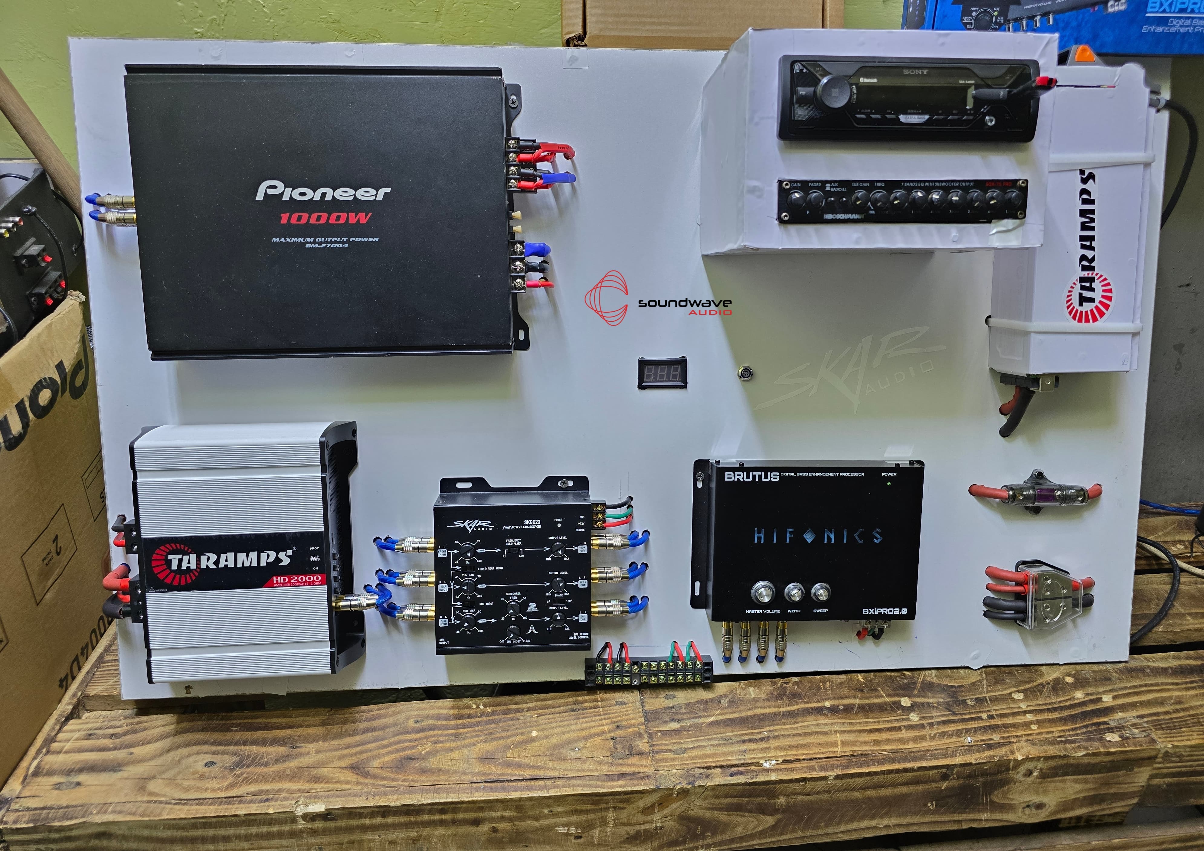 Pioneer GM-E7004 Radio Complete Audio